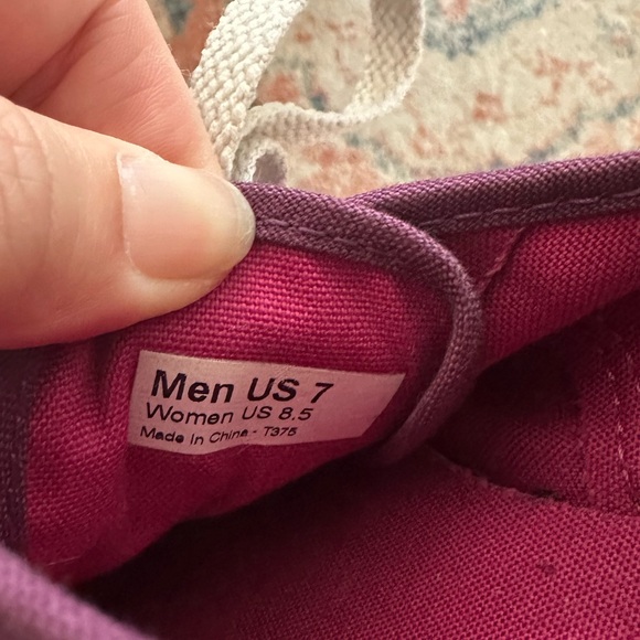 Authentic Purple Vans - Picture 3 of 9